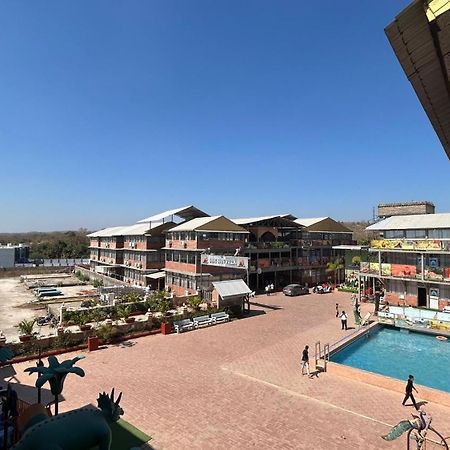 Shri Shiv Villa Resort By Bd Hospitality 萨三吉尔 外观 照片